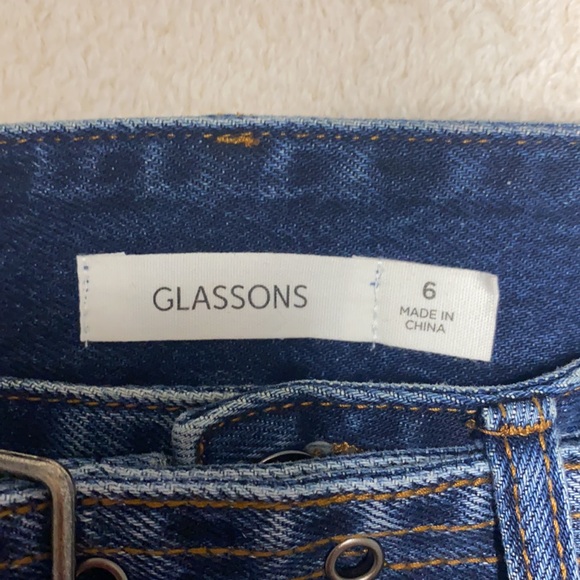 Glassons size 6 mini denim low-rise skirt, NEVER BEEN WORN. - Picture 4 of 4